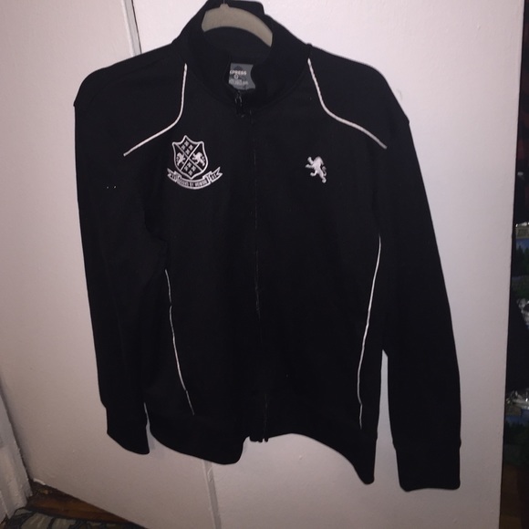 Express track jacket. 54% polyester 46% cotton