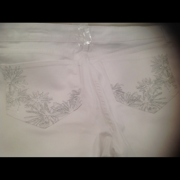 .Boyfriend Size 6P, 16