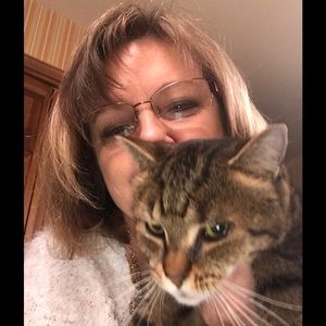 Meet your Posher, Shari