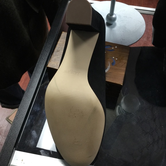 NWOB  J.CREW Black Suede Stacked Pump - Picture 2 of 2