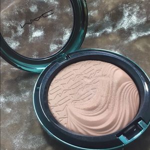 MAC Alluring Aqua Summer 2014 ED bronzer