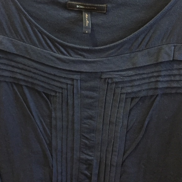 Top - Picture 2 of 3