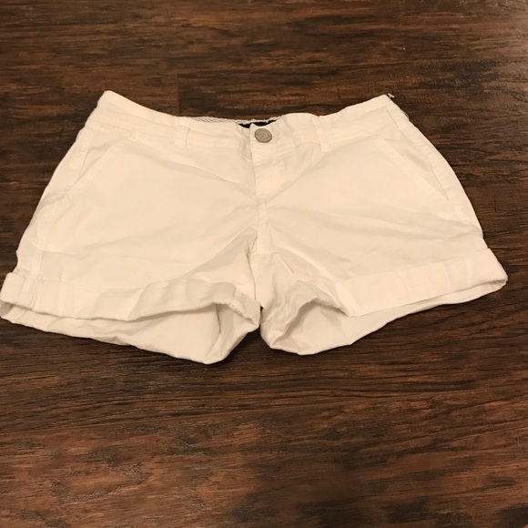 AÉROPOSTALE white midi twill shorts size 0
