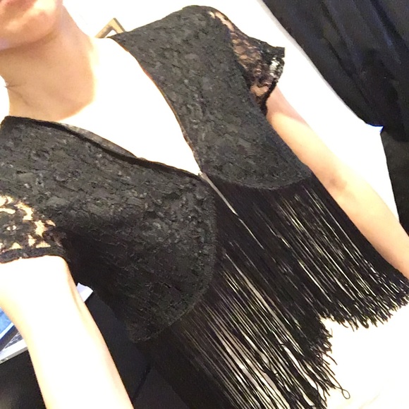 One sz Betsey Johnson blk lace + fringe bolero top - Picture 4 of 4
