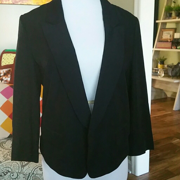 Black lite blazer