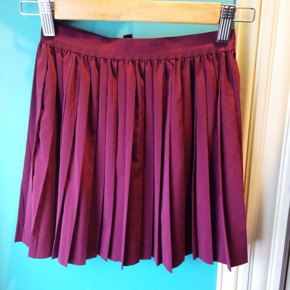 Pleated Skirt