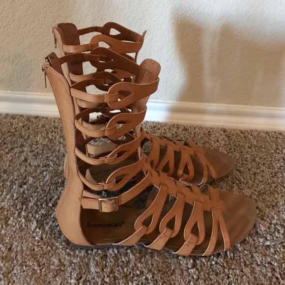 brown gladiator sandals 👡