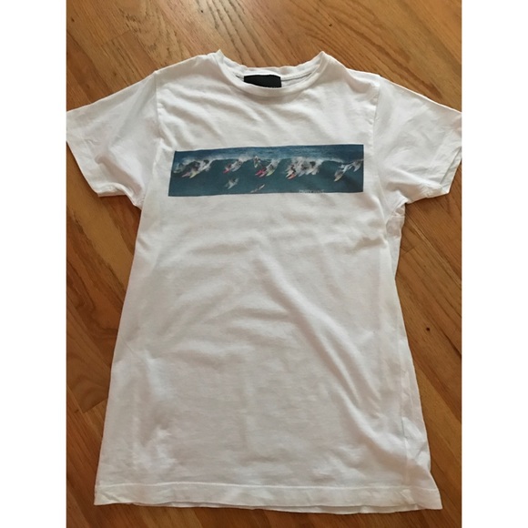 Cynthia Rowley t-shirt with surfer design