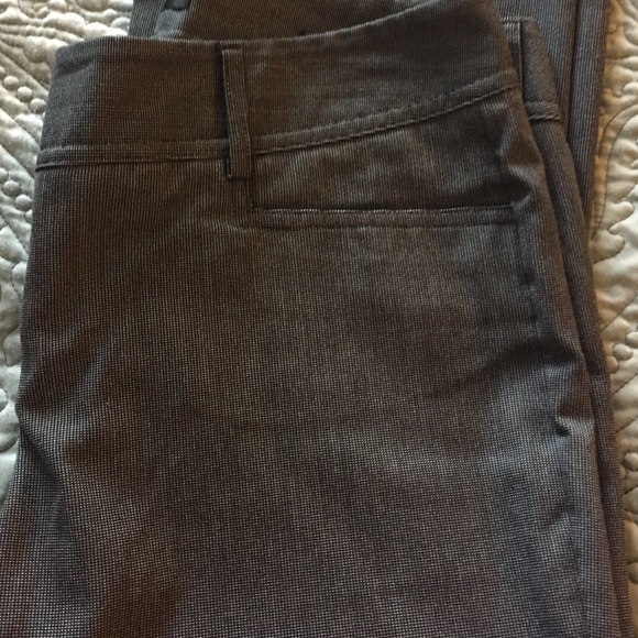 Express cropped pants