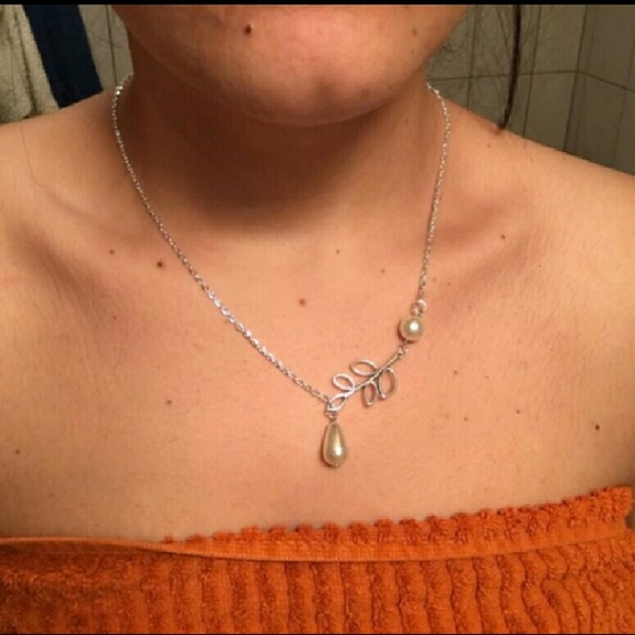 Fashion jewelry- necklace - Picture 2 of 3