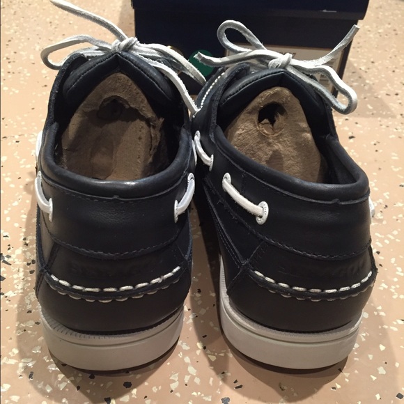 BRAND NEW Sebago Navy Blue Leather Boat Shoes - Picture 4 of 4
