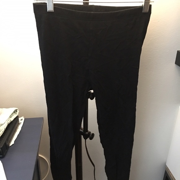 Black Uniqlo leggings - one size