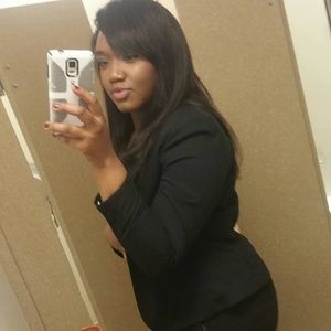 Meet your Posher, Ciara