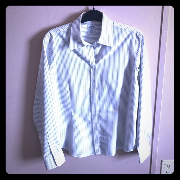 Women's dress shirt