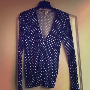 ‼️Going to be donated‼️Navy and white sweater