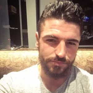 Meet your Posher, Christian