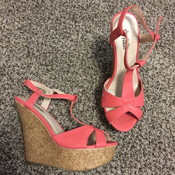 Coral wedge sandals size 7