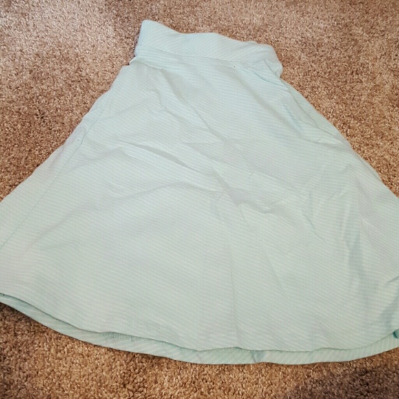 Skirts - Picture 3 of 3