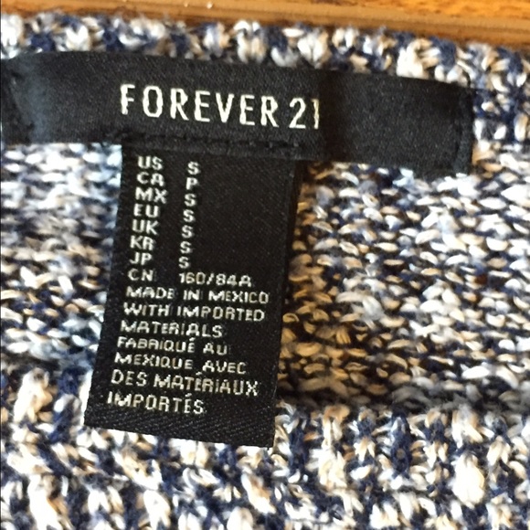 Cropped Sweater - Picture 4 of 4
