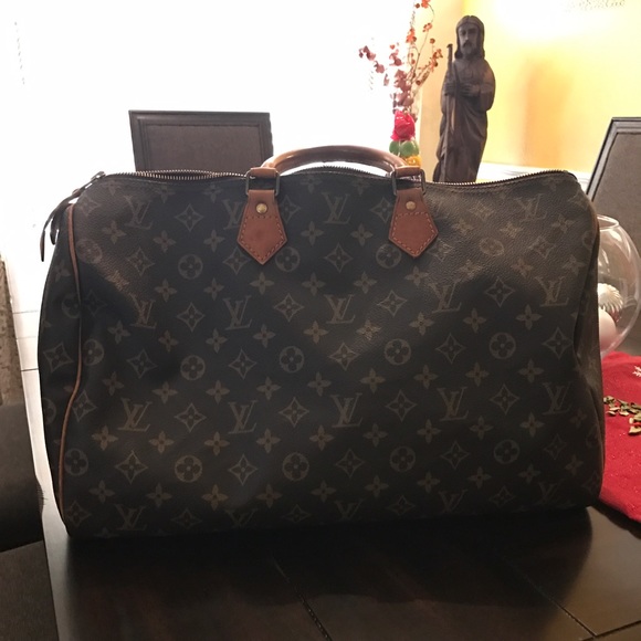 Authentic Louis Vuitton Speedy 40