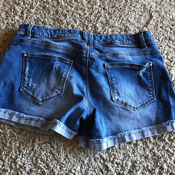 Forever 21 shorts - Picture 2 of 2