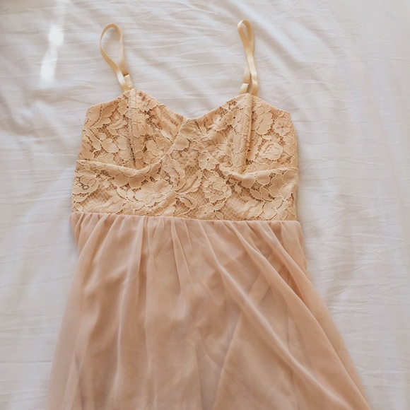 DREAMY PRINCESS DRESS β¨π - Picture 2 of 4