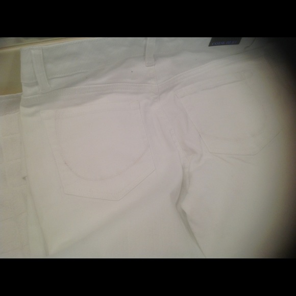 REDUCED...Code Bleu Denim Capris - Picture 2 of 3