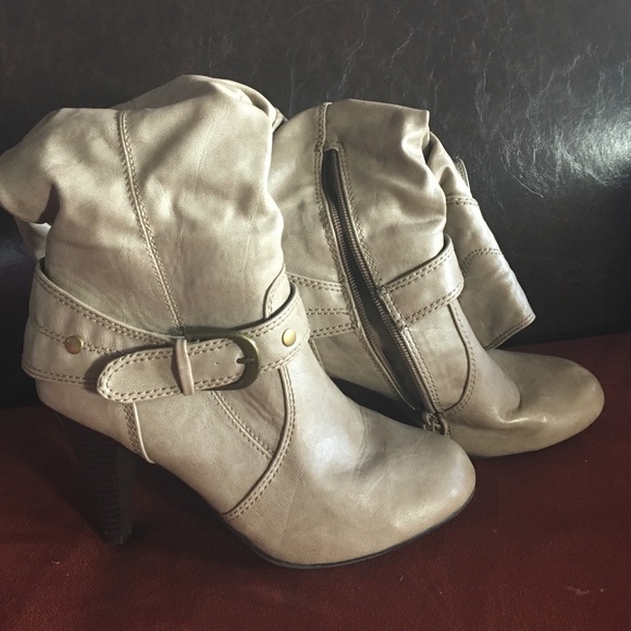 Cowboy like boots - Picture 1 of 4