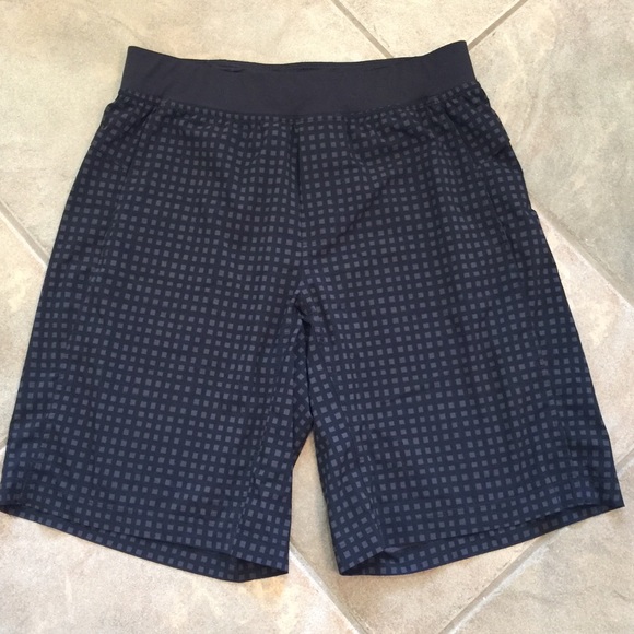 Lululemon Men's core short L