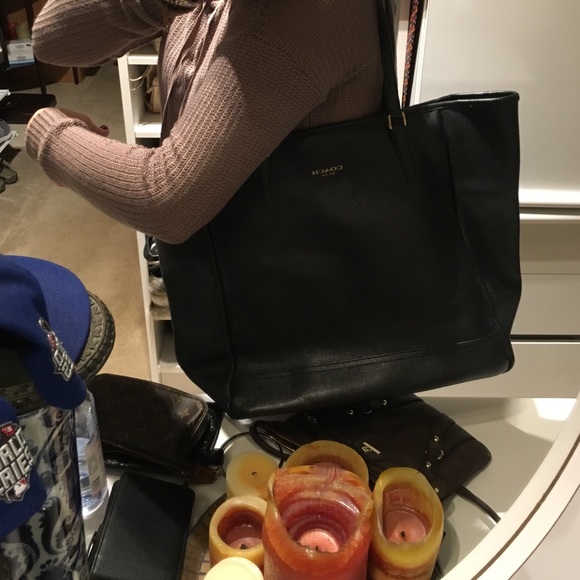 Coach purse - Picture 2 of 4