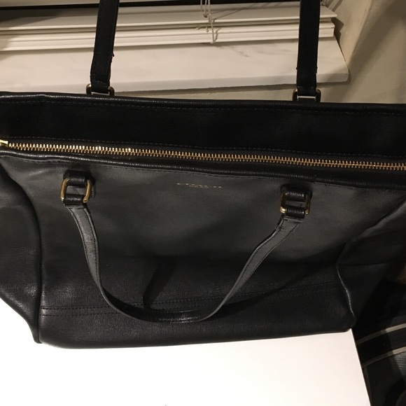 Coach purse - Picture 4 of 4