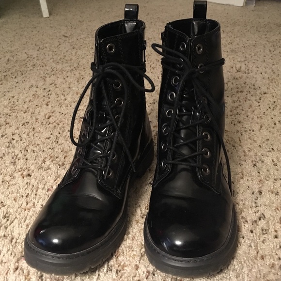 Lug sole combat boots