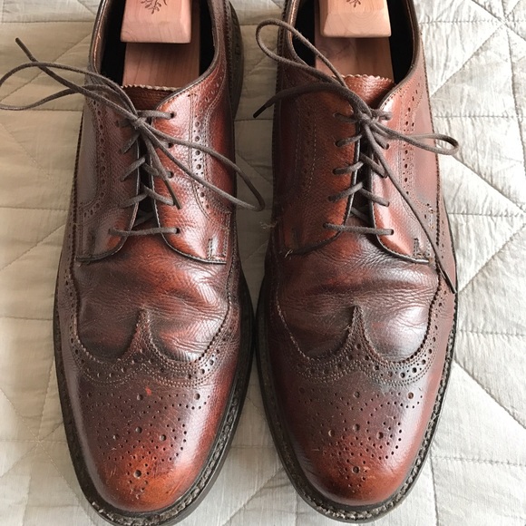 Men's brown dress shoes, wingtip oxford style