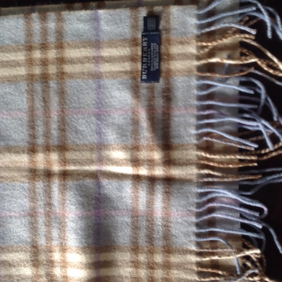 Burberry cashmere scarf