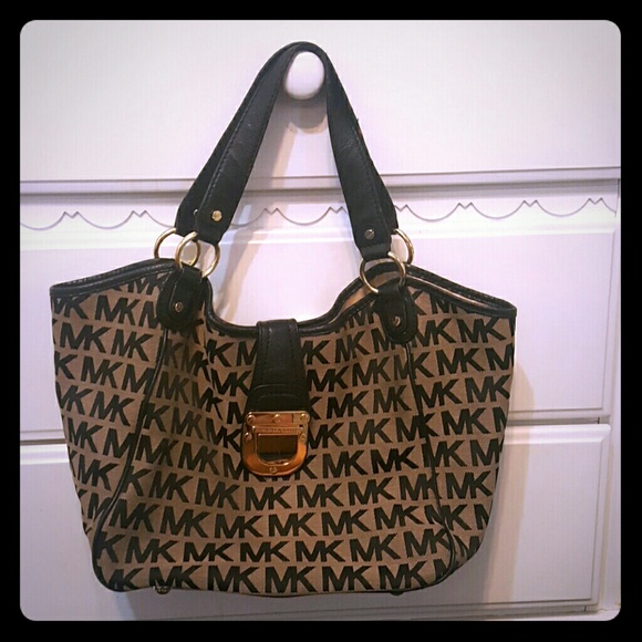 MICHAEL Michael Kors Handbags - Authentic Michael Kors Purse