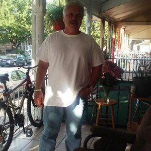 Meet your Posher, Julio