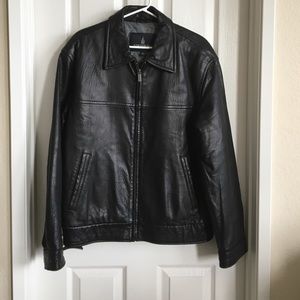 Men's London Fog black leather jacket.