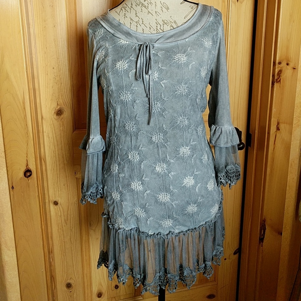 Beautiful tunic or dress!