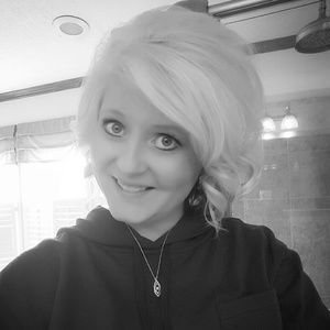 Meet your Posher, Tiffang