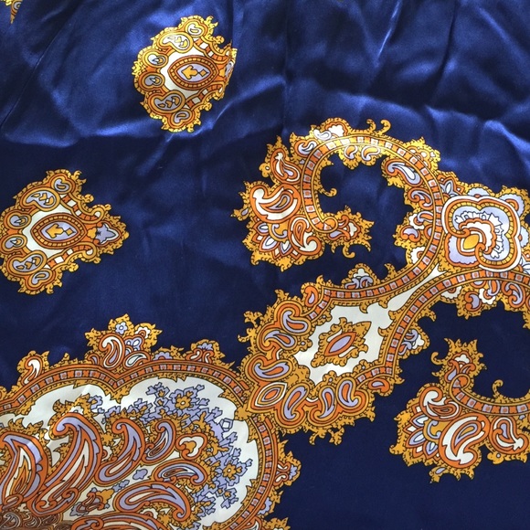 ❗️SALE❗️Voom by Joy Han silk blouse - Picture 3 of 6