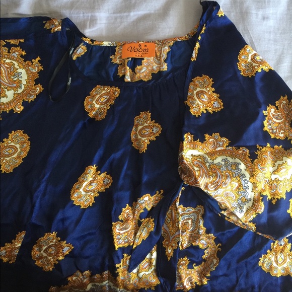 ❗️SALE❗️Voom by Joy Han silk blouse - Picture 6 of 6