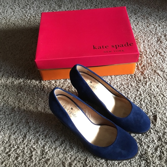 NIB Kate Spade Allie 7.5 navy blue suede wedges - Picture 1 of 4