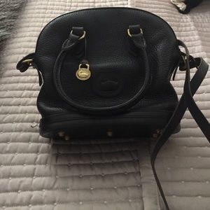 Like new Dooney & Burke black should/cross body