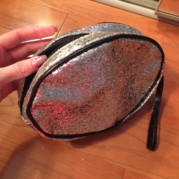 Make up bag