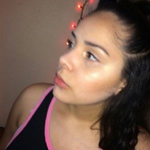 Meet your Posher, Hilda