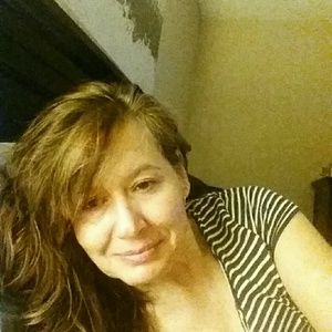 Meet your Posher, Connie