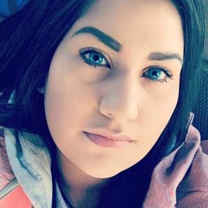 Meet your Posher, Wendie