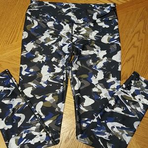 Great pair of Fabletics leggins