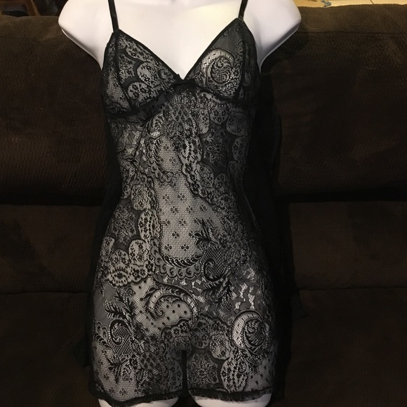 Victoria secret lacy top!