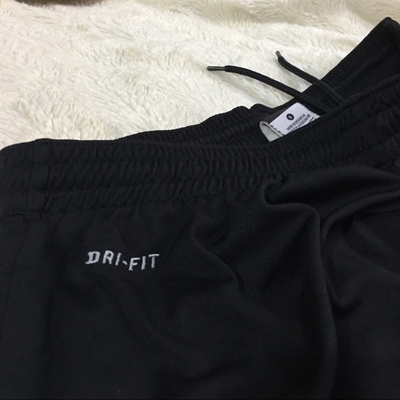 Nike Athletic Running Shorts - Picture 3 of 4